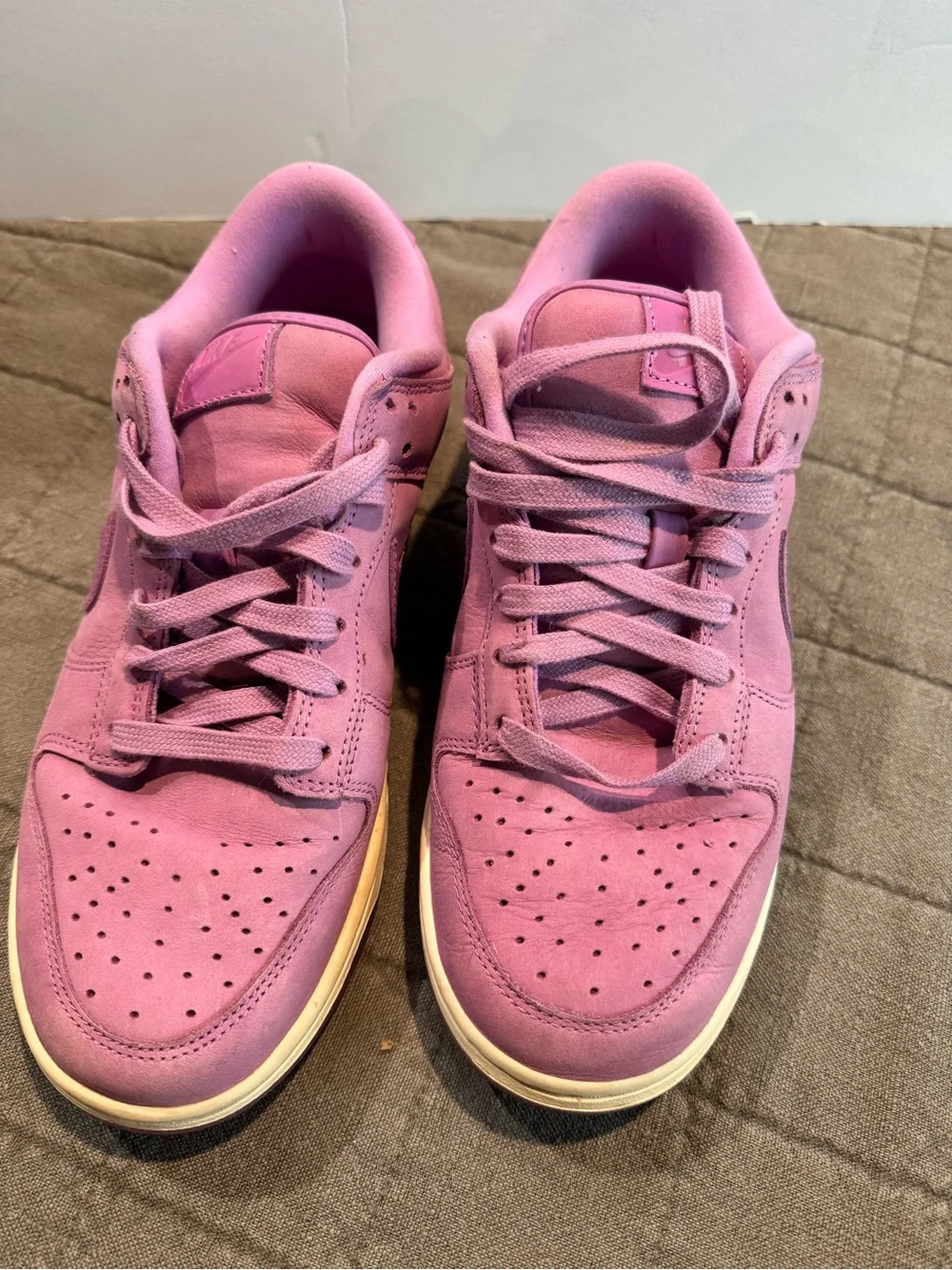 Nike Women’s Dunk Low Sneakers in Rush Fuschia- rare!